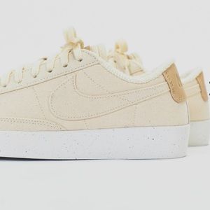 Nike Blazer Low LX Women’s Tennis Shoe